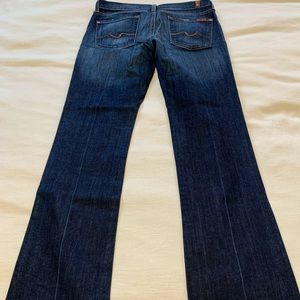 Like new 7 for all mankind boot cut, dark wash jeans.